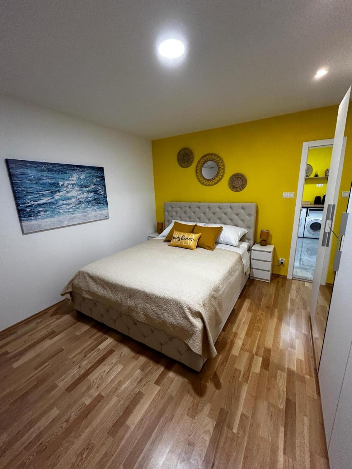 Hello Sunshine Apartment ซาดาร์ ภายนอก รูปภาพ