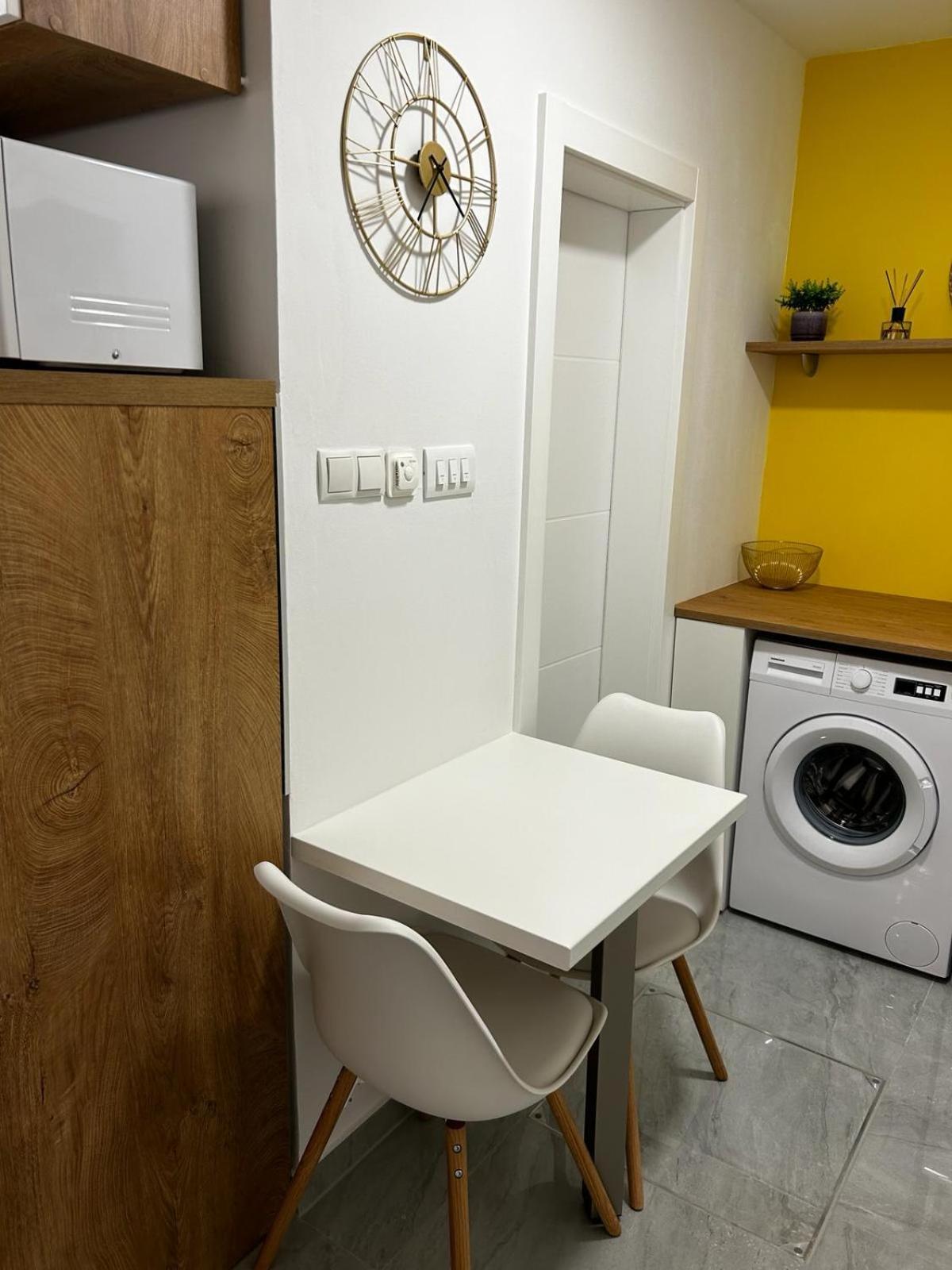 Hello Sunshine Apartment ซาดาร์ ภายนอก รูปภาพ