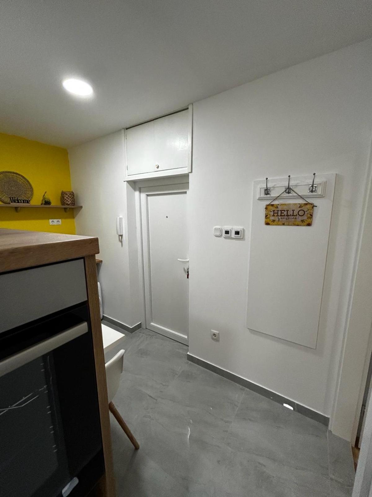 Hello Sunshine Apartment ซาดาร์ ภายนอก รูปภาพ