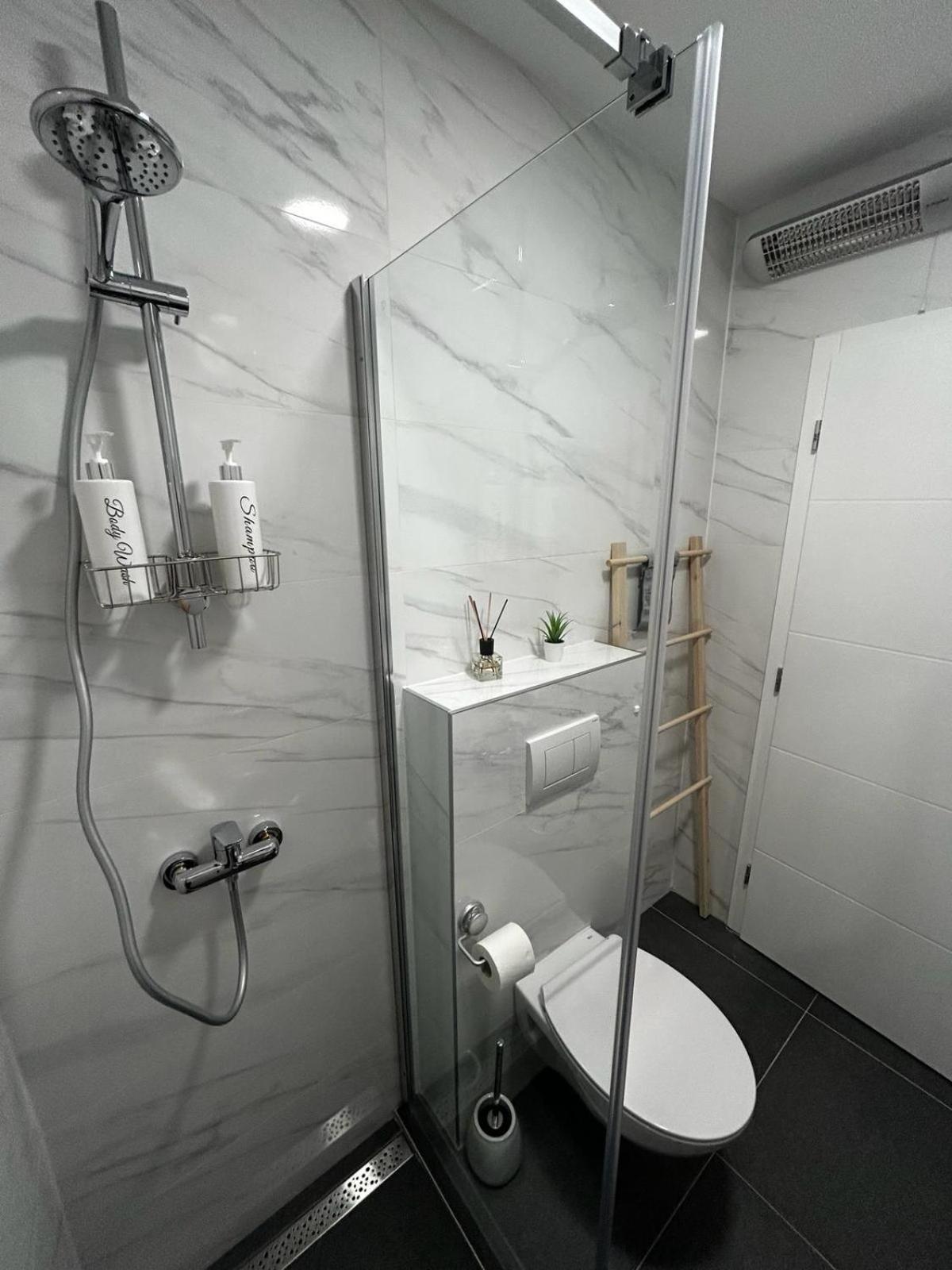 Hello Sunshine Apartment ซาดาร์ ภายนอก รูปภาพ