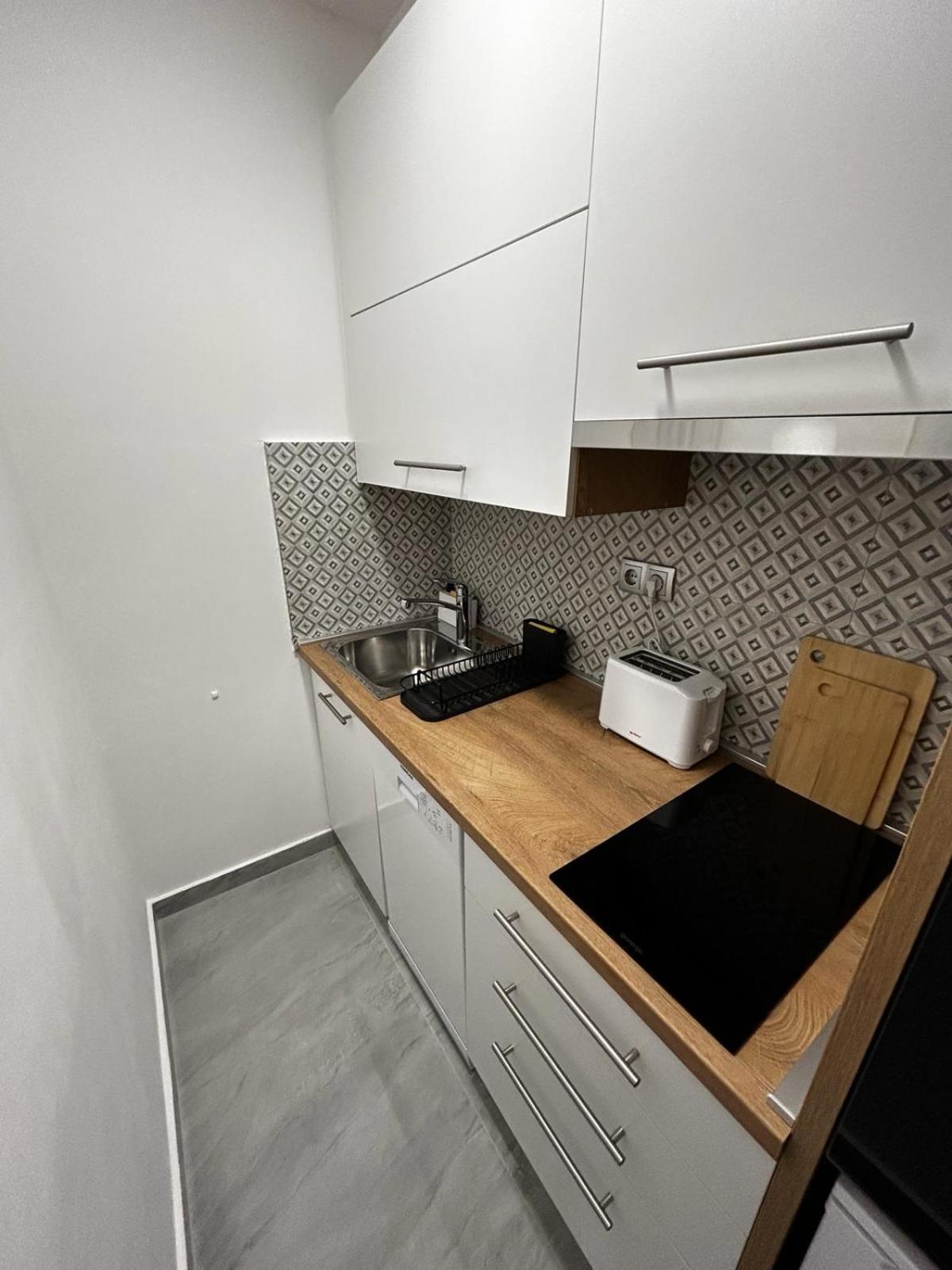 Hello Sunshine Apartment ซาดาร์ ภายนอก รูปภาพ